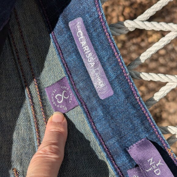 NYDJ Clarissa Ankle Jeans Size 6 Distressed Stretch Blue Jeans Lift and Tuck - Picture 13 of 13